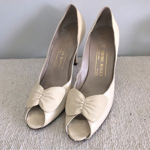 BRUNO MAGLI ~ Vintage Women’s Heels